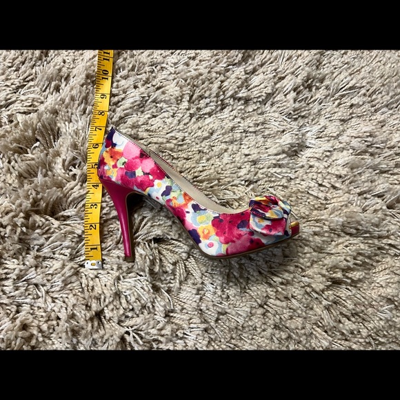Fioni High Heel Shoes Size 8. - Picture 1 of 7
